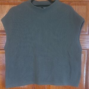 Womens Green Sleeveless Sweater Size XL